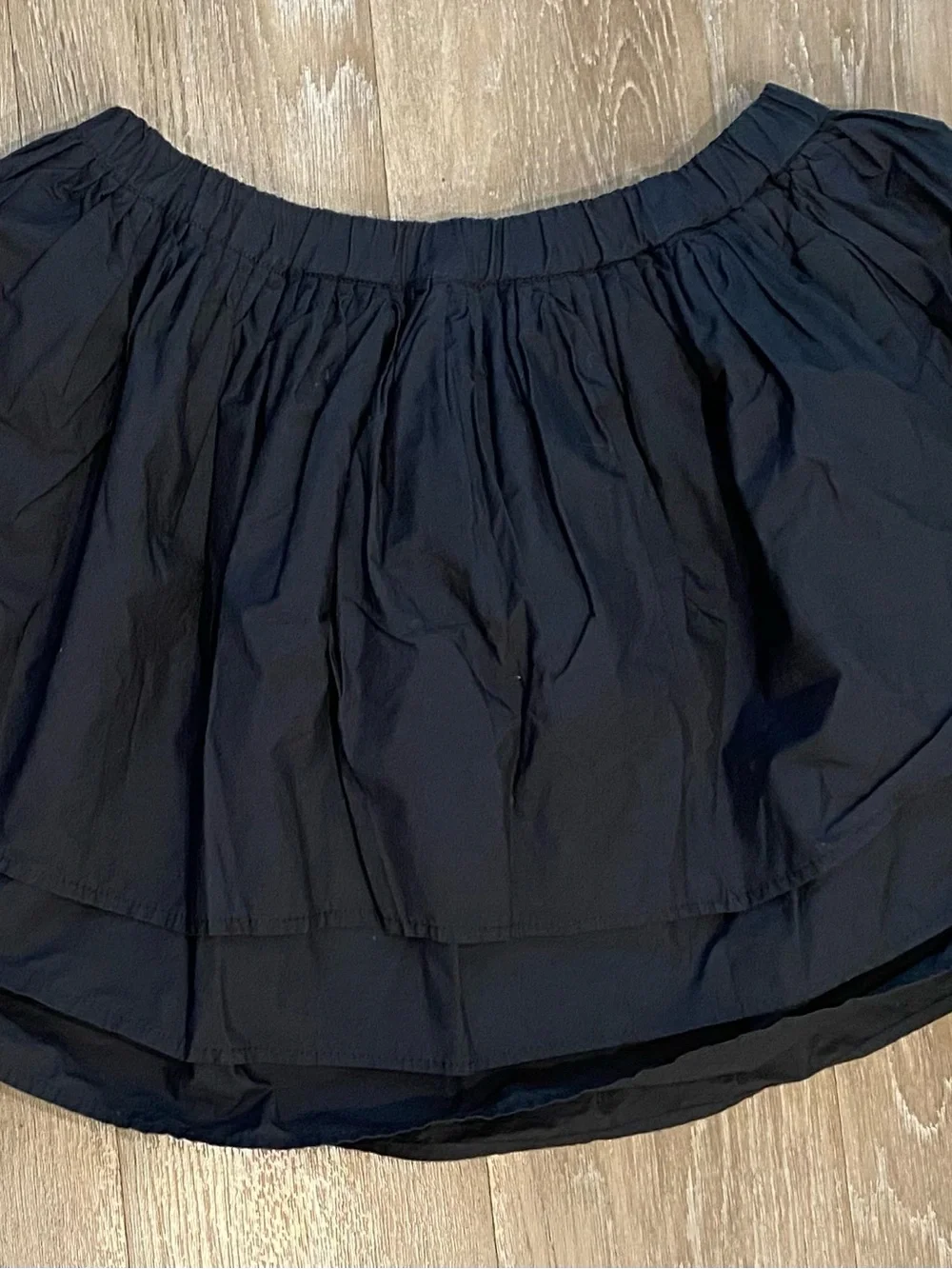 Dark Green Bubble Hem Mini Skirt
